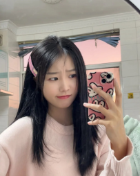 小貓 158cm.C奶.20歲