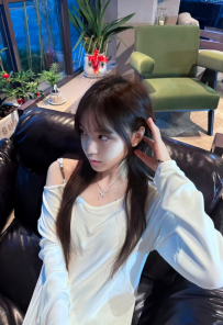 月月164cm.D奶.22歲