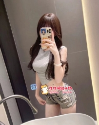 小伊   161cm.C奶.24歲